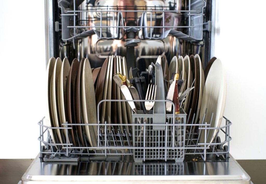 Myth Debunking: Are Dishwashers or Hand Washing Cheaper?