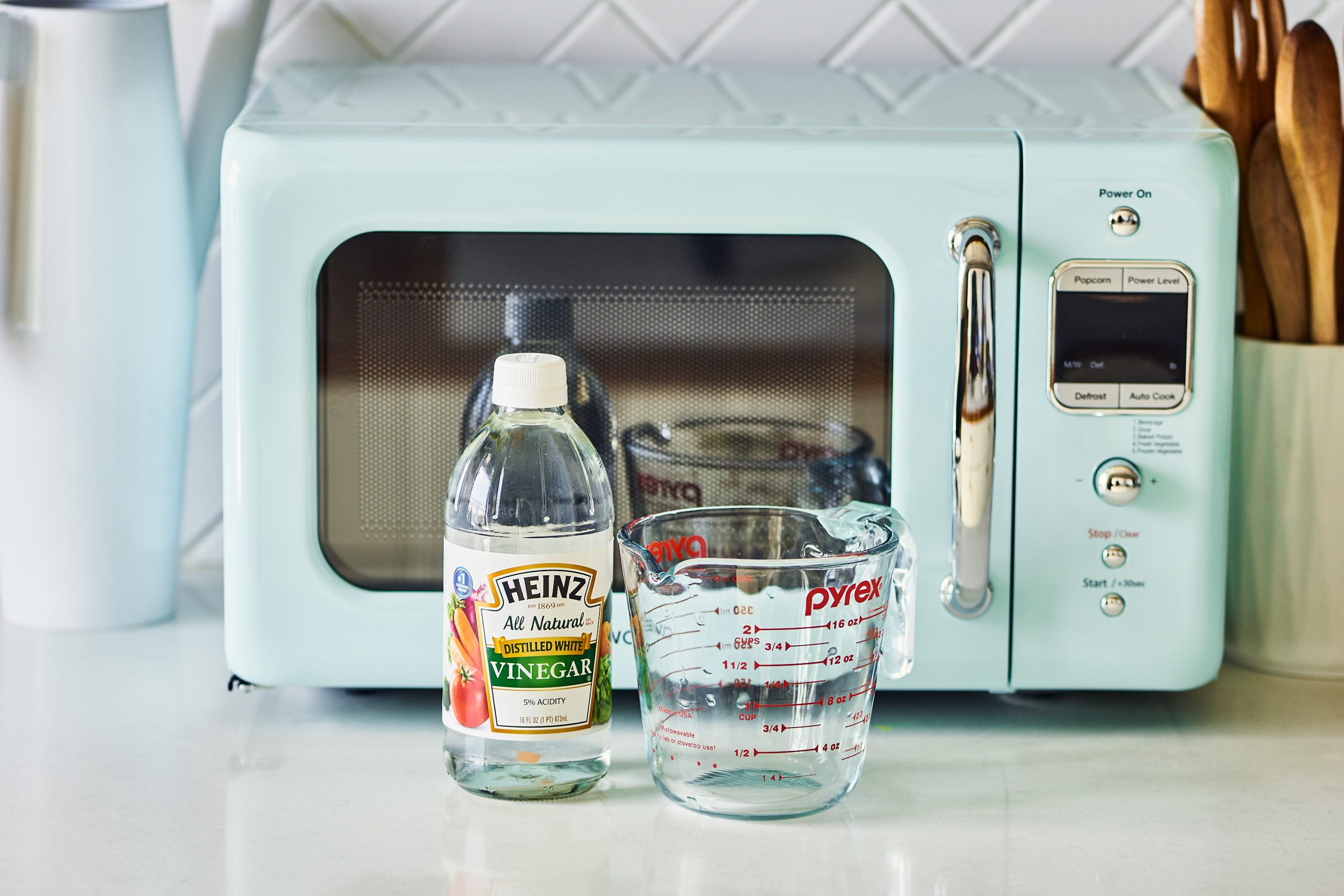 Cleaning A Microwave Using Vinegar scaled