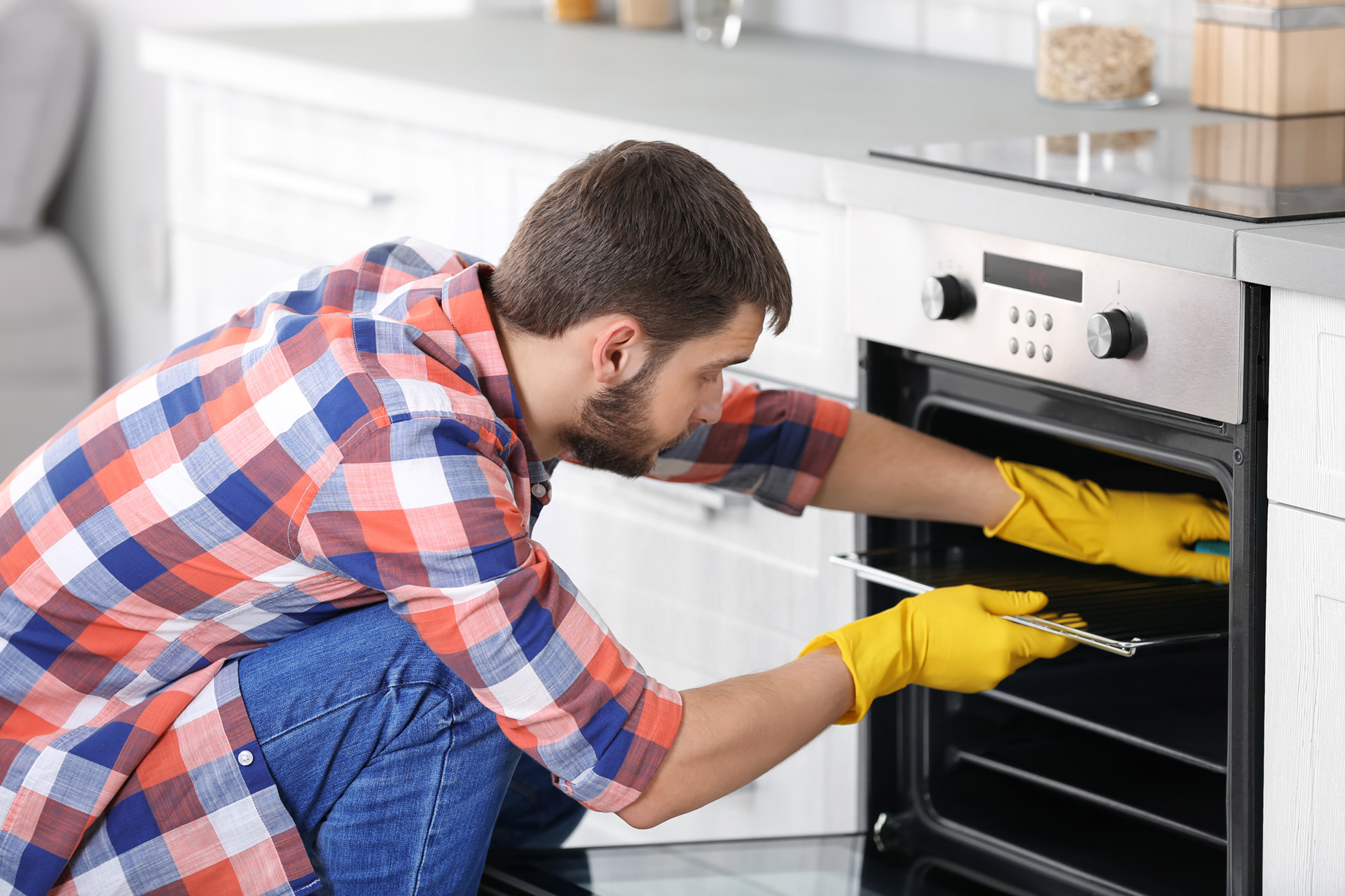 Regular Cleaning of Stove And Oven Limits Need To Call For Appliance Repairs