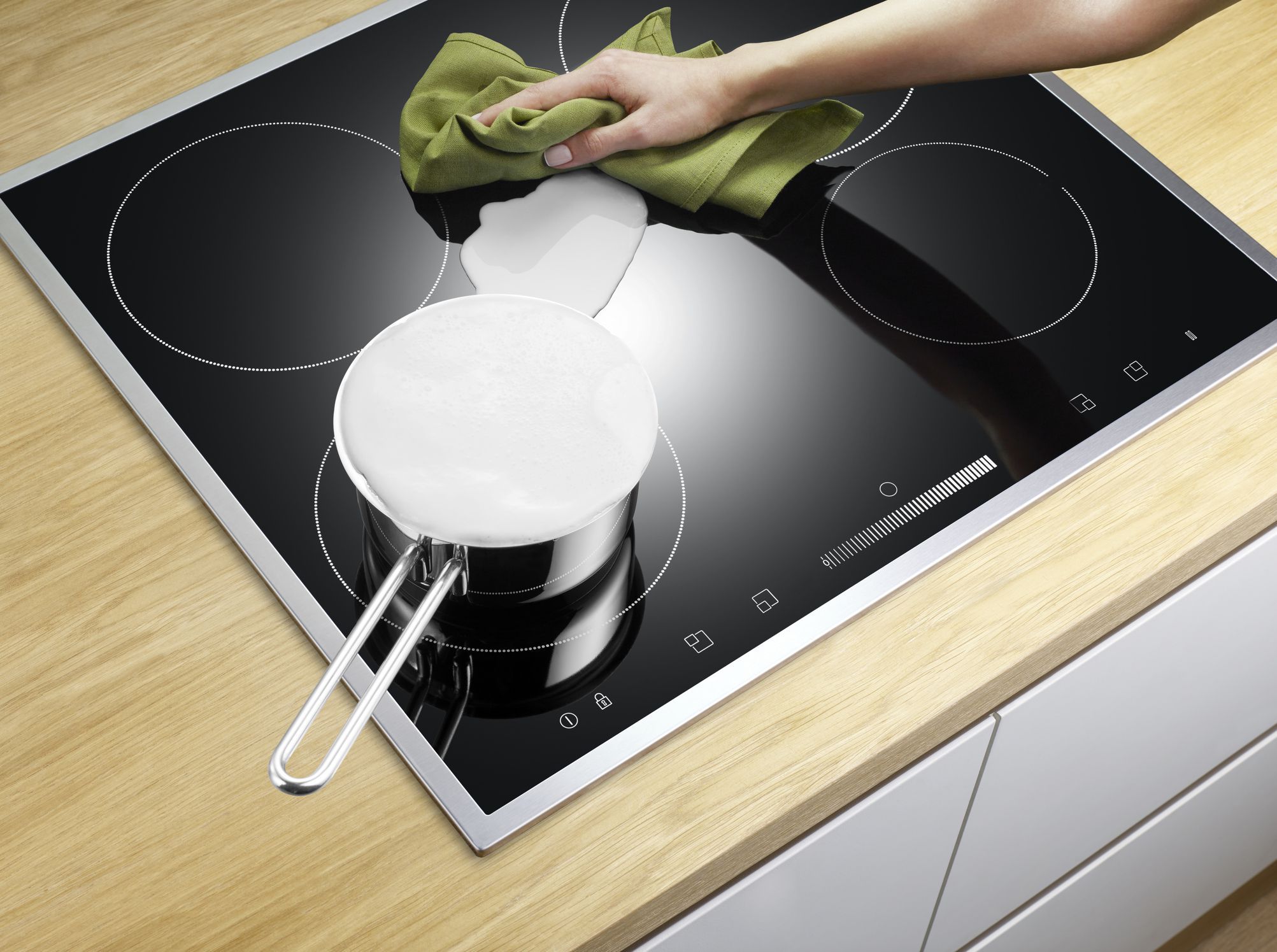 ceramic vs electric cooktop